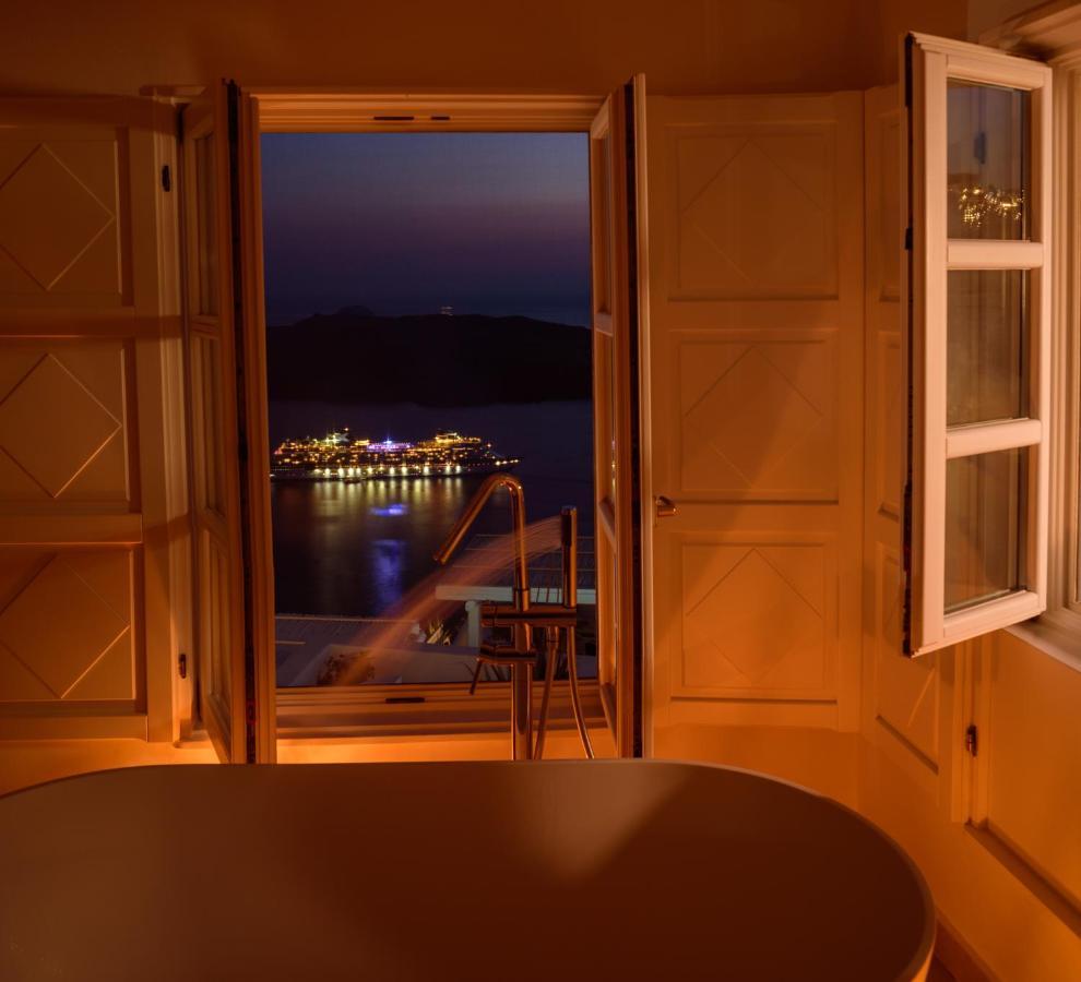 Anemos Family Suites Fira  Exteriör bild