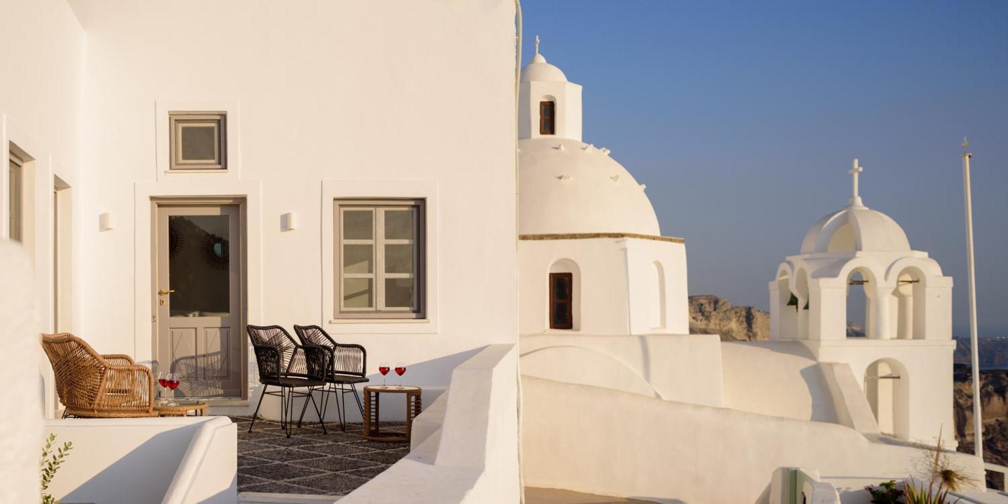 Anemos Family Suites Fira  Exteriör bild