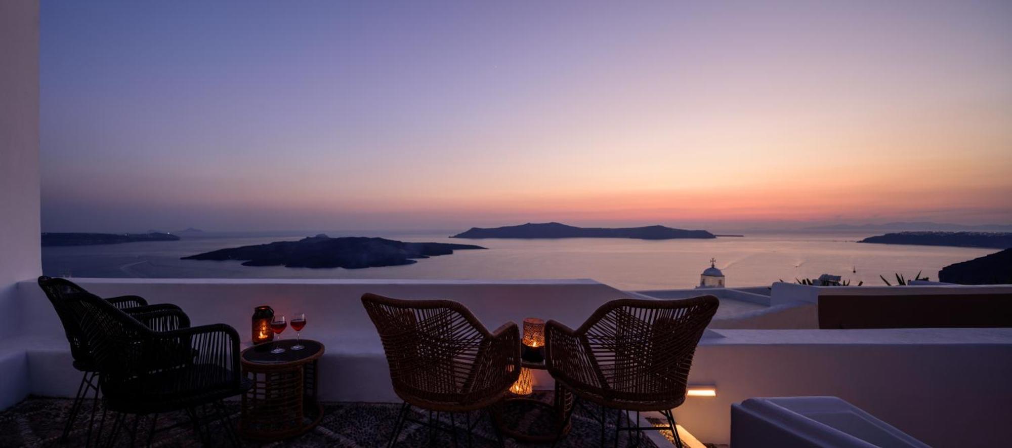 Anemos Family Suites Fira  Exteriör bild
