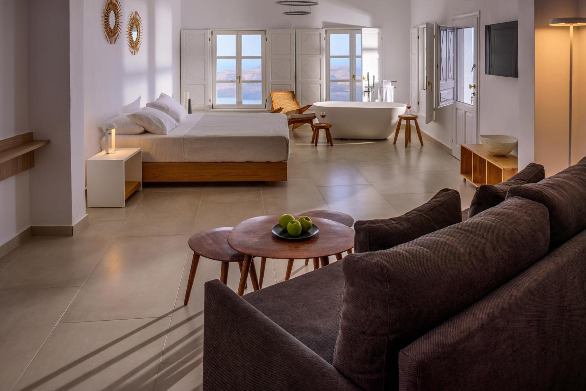 Anemos Family Suites Fira  Exteriör bild