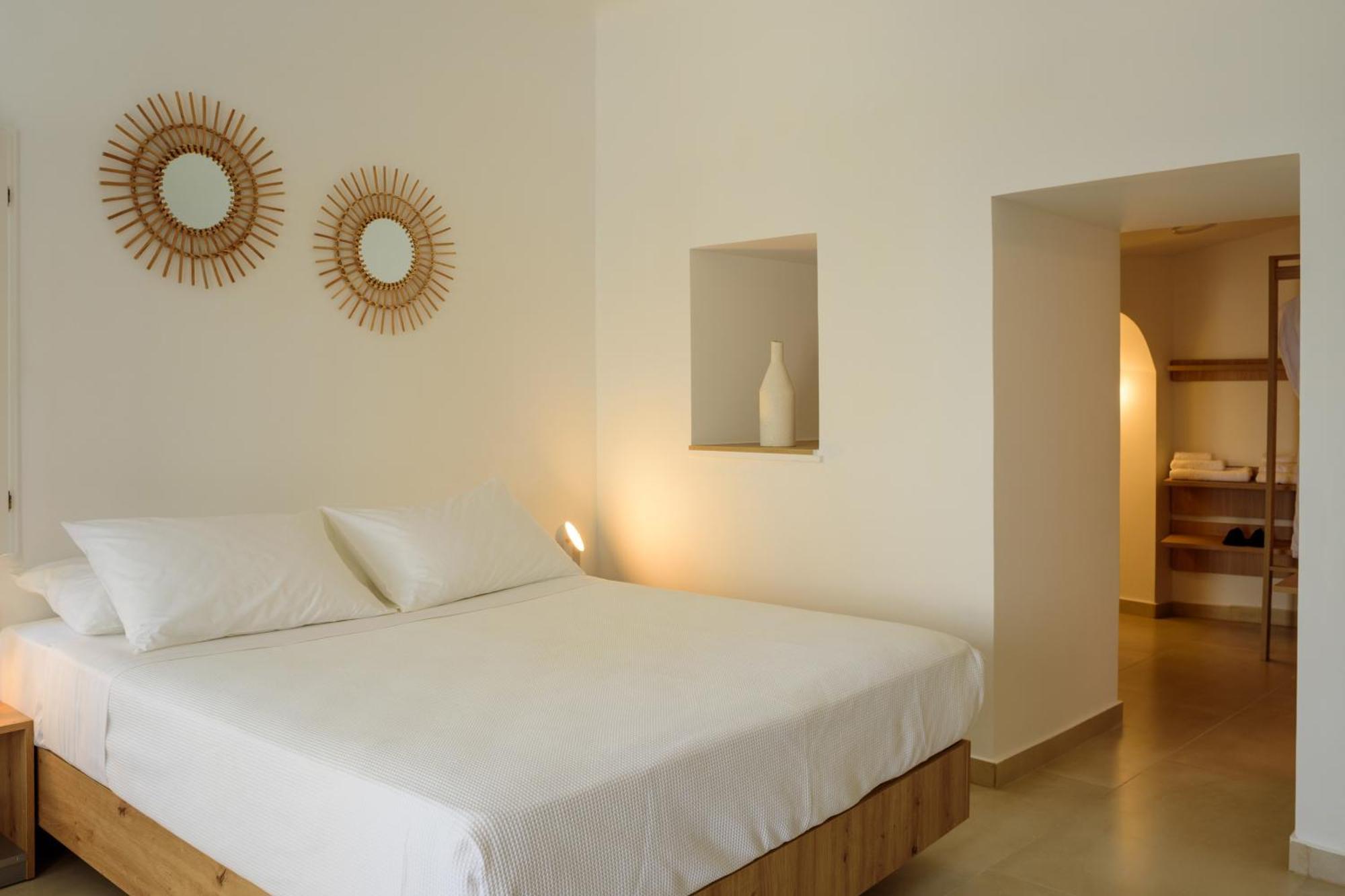 Anemos Family Suites Fira  Exteriör bild