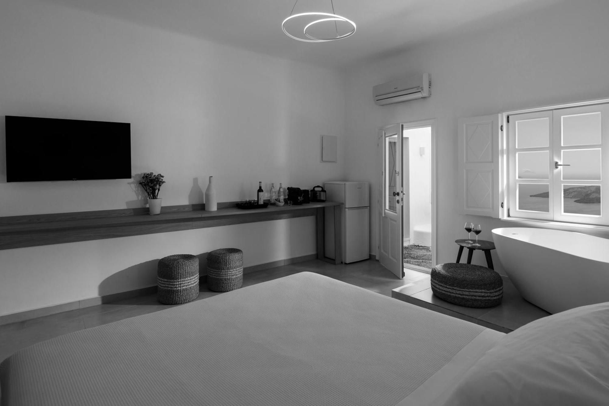 Anemos Family Suites Fira  Exteriör bild